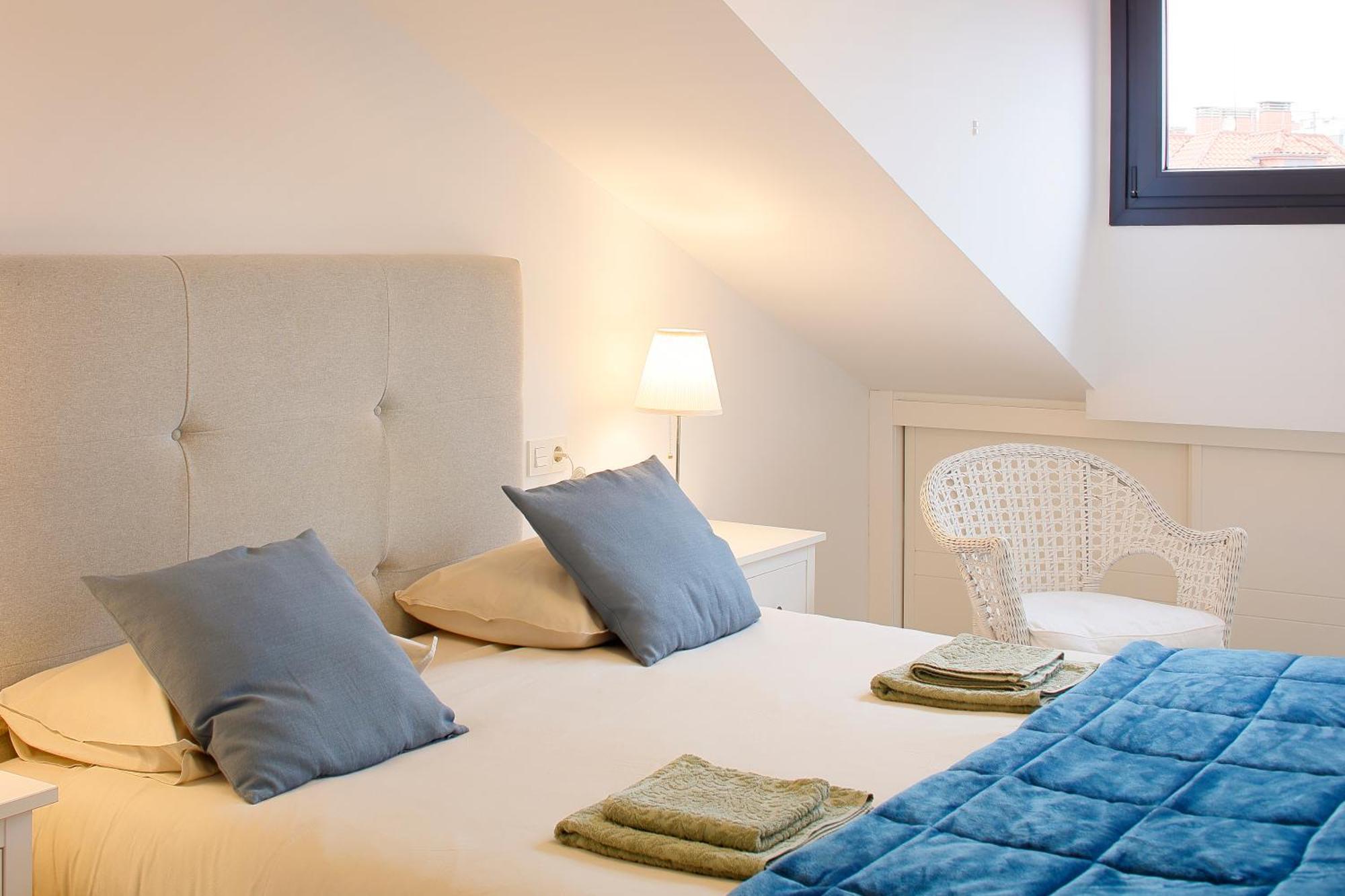 Atico Con Terraza En Playa De San Lorenzo Хихон Екстериор снимка